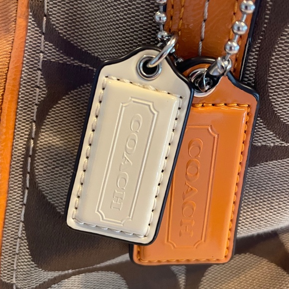 Coast Satchel style Purse - Picture 10 of 12